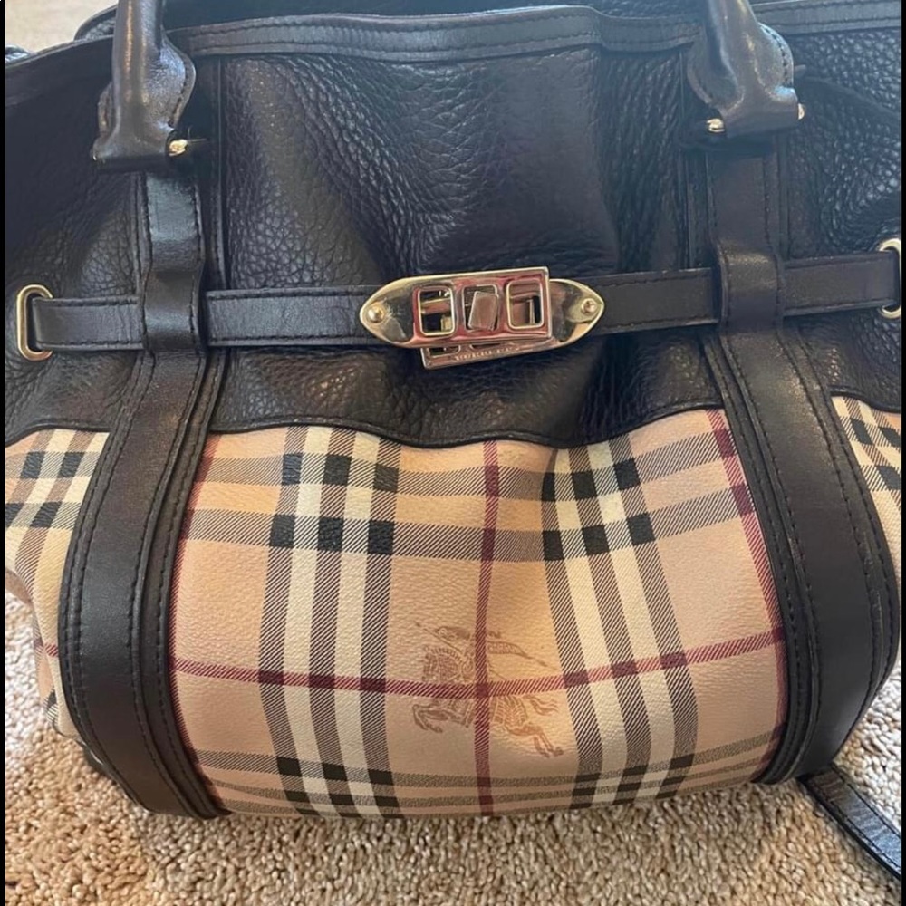 Authentic Burberry leather medium bag